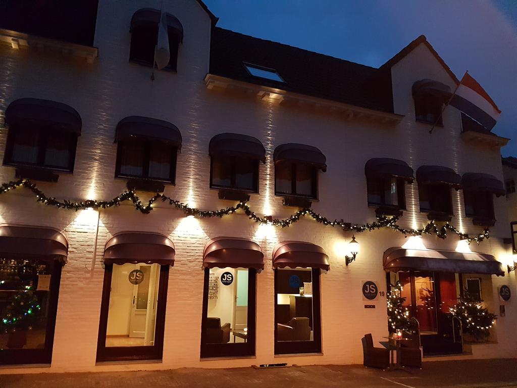 Js Hotel Эпен Экстерьер фото